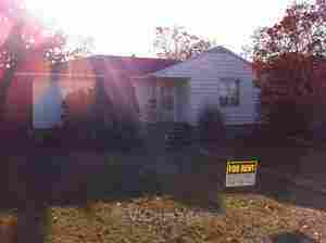 2 BDRM MAIN FLOOR, NEXT TO RAVINE
