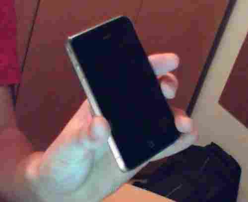 Brand New Apple Iphone 4S 64GB Unlocked Phones $450USD