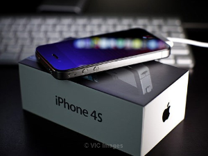NEW RELEASE Unlocked Apple iPhone 4s 64GB $600usd