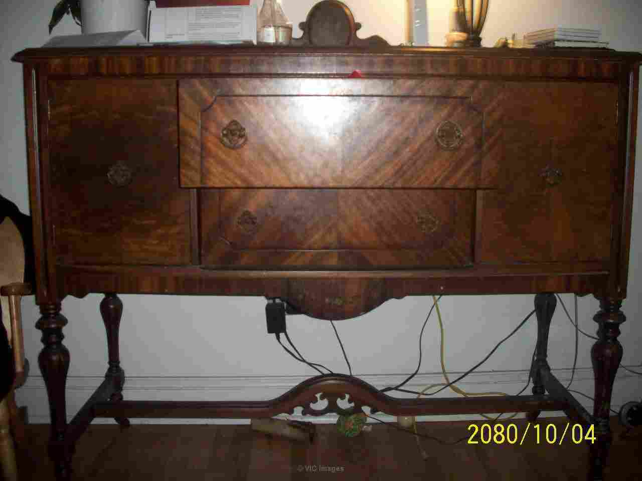 wood vanity