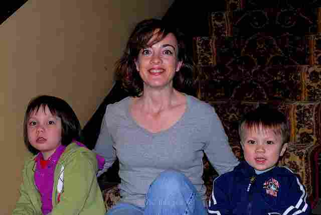 GOD FEARING NANNY, HOUSE KEEPER, CARE GIVERS AND DRIVER NEEDED I