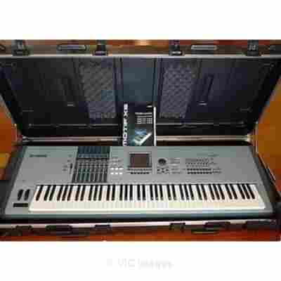 FOR SALE ........ Ketron Midjay Plus Live Audio and Midi Player............?650 EUR