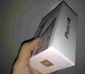 New iPhone 4s/4G 32GB, Samsung S2, BB Torch 9800,9900,9930 $250