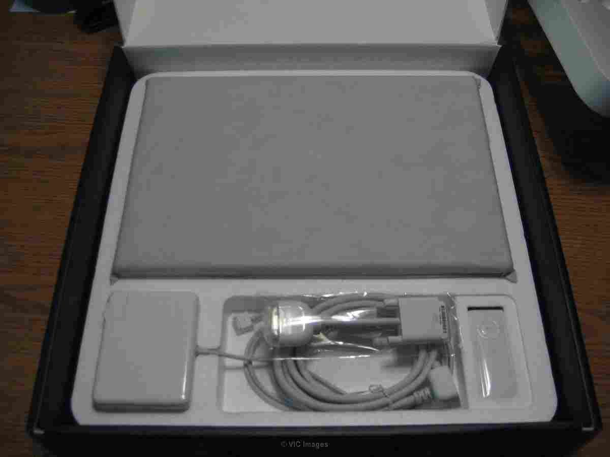 Brand New APPLE Mac products,Samsungs Galaxy Tab ,Apple iphone 4S & ipad2 2011 on Sale