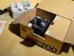 F/S Nikon D700 DSLR Camera + Nikon AF-S DX 18-200mm lens