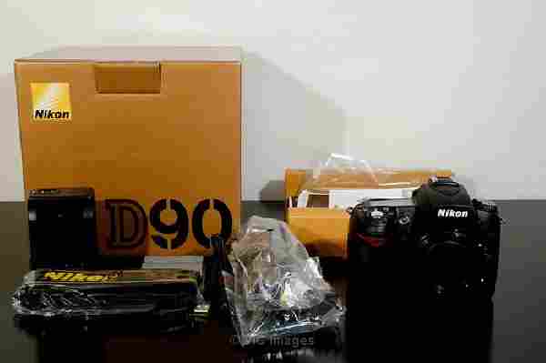 For Sale: Nikon D90 Digital Camera with 18-135mm Lens