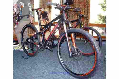 WTS : 2015 SPECIALIZED S-WORKS VENGE SUPER RECORD EPS LTD /2015 Trek