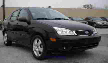 2007 Ford Focus Sedan ZX4 SES.