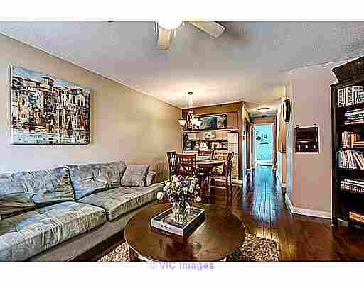 great updated condo - 3 bedrooms (2+den) Rideau-Rockcliff