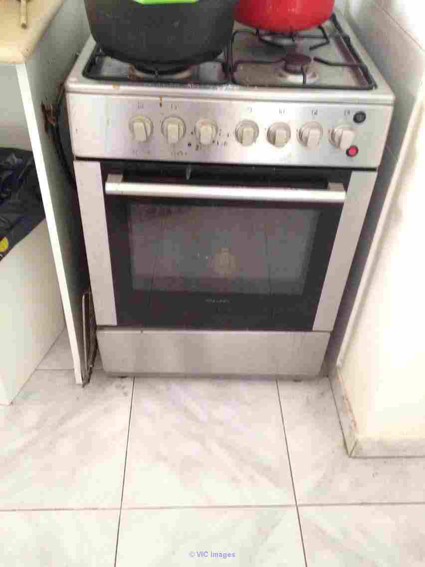 Oven w/ Shabbat Switch