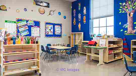 Angus Glen Montessori School offers Infant Program,Pre Casa Program an
