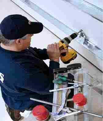 .>Garage Door Repair in Ottawa area, open 24/7 (📞613-701-0107)<
