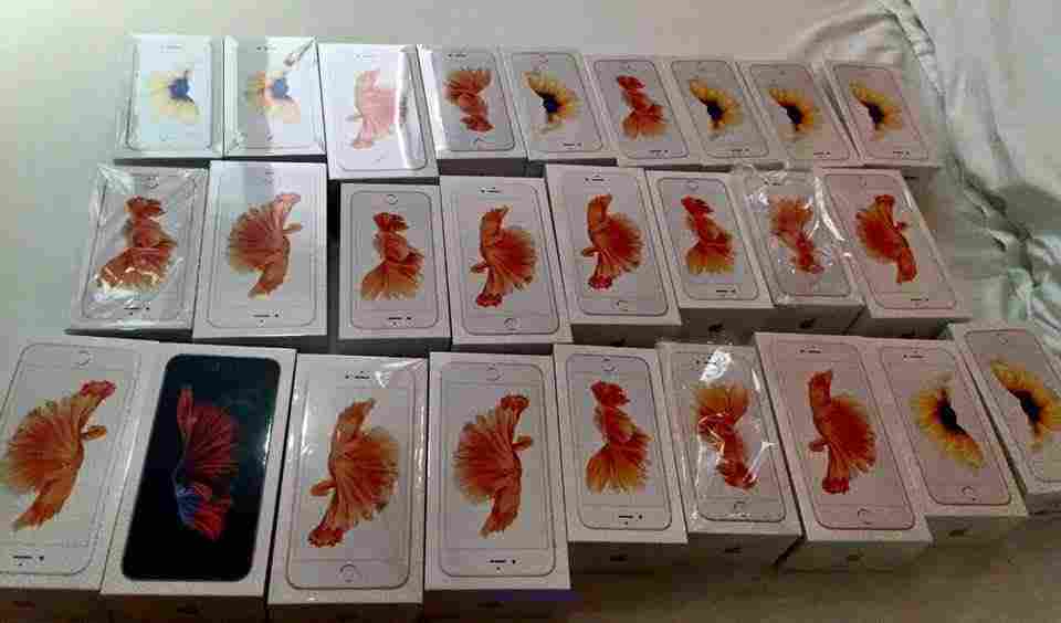 Apple iPhone 6S Plus - 64GB Unlocked == $500