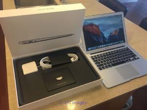 Apple MacBook Air MJVP2LL/A 11.6" Notebook Computer.. $452.99 USD