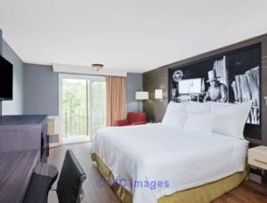 Enjoy small-town charm and comfortable stay in a Super8 Sturbridge!