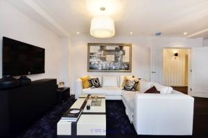 Furnished and cozy Two bedroom apartment, Rue d'Hauteville, Paris