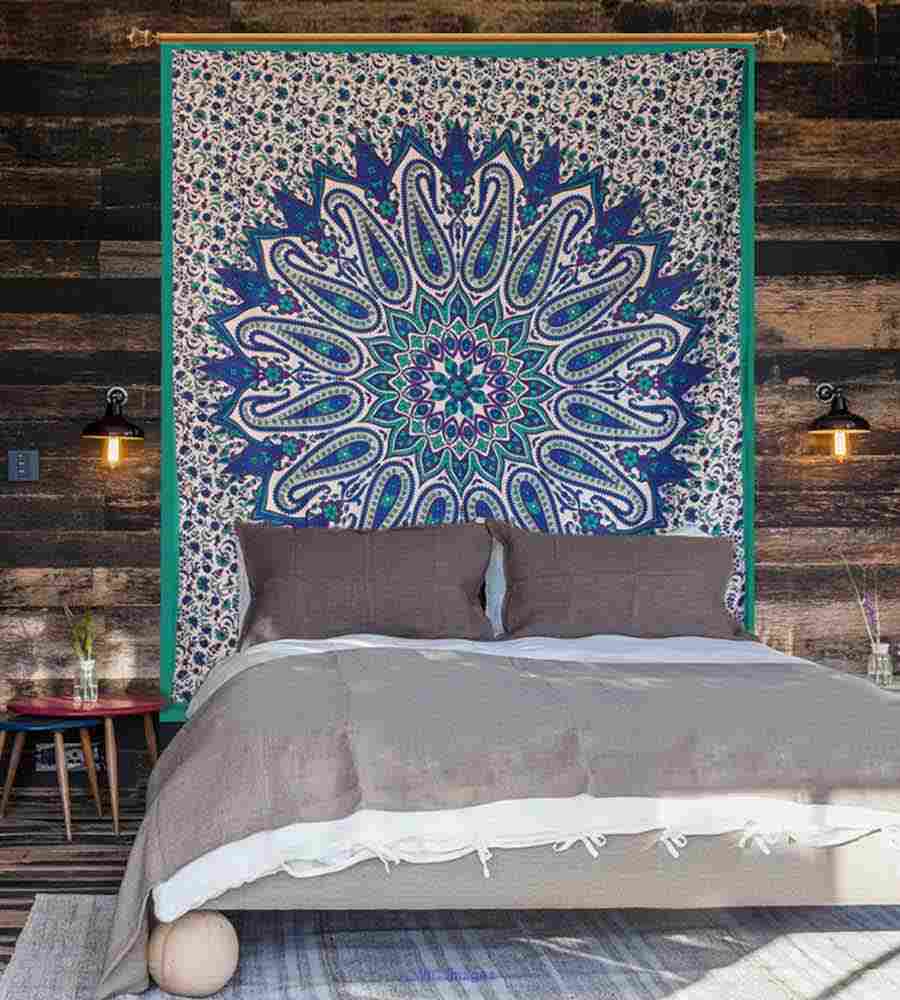 Attractive Hippie tapestries by Handicrunch