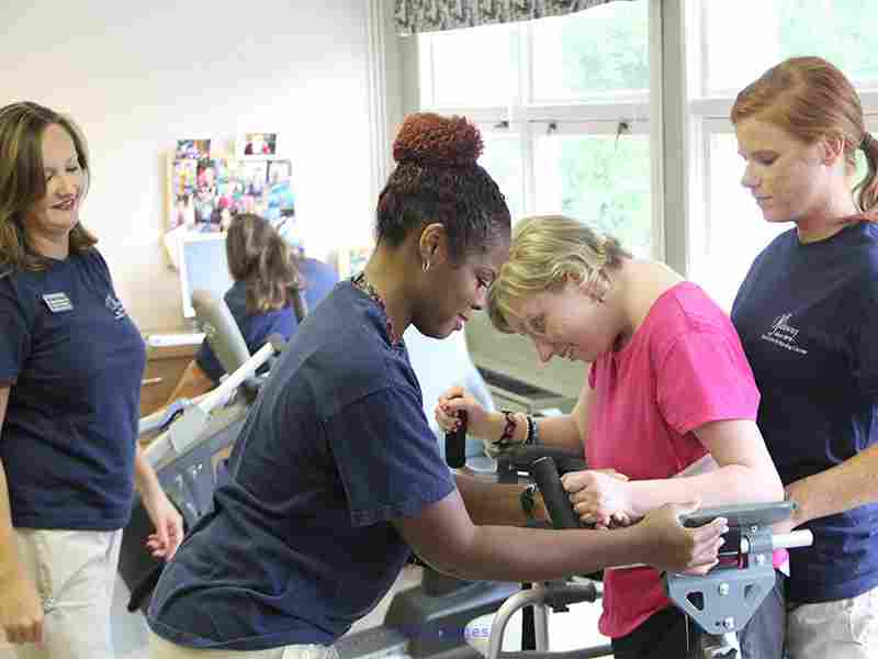 Long-Term Care, Rehabilitation and Nursing Center at Louisville