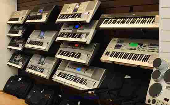 FOR SALE: Yamaha PSR S950,900,750,650-Korg Pa3x,Korg Pa800