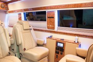 Bermuda Limousine - NYC Corporate Limo Service