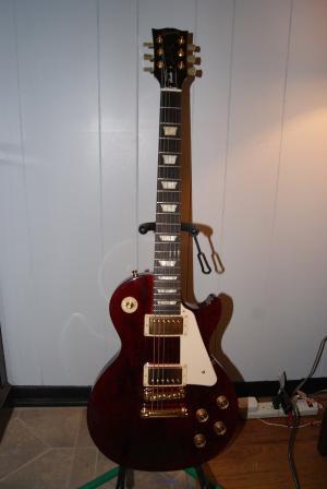 GIBSON USA 2016 LES PAUL GUITAR FOR VERY CHEAP PRICE!