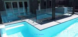 Glass fencing Melbourne