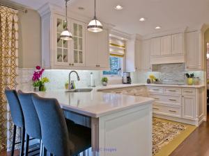Refurbish Your Kitchen with Custom Shelving in Toronto