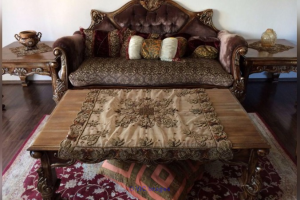 Dubai Sofa set sellling !