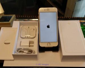 Brand new Apple Iphone 7 plus,2x Pioneer CDJ-1000M