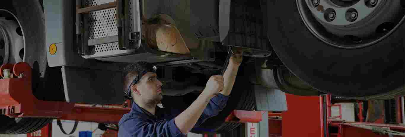 Diesel Truck Centre Trailer and Heavy Duty Truck Repair Services