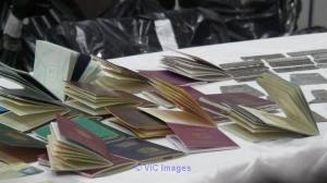 Real and fake passports ,Drivers License,ID Cards,USA Green Card