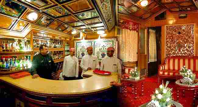Luxury Train tour in India by India Luxury Train