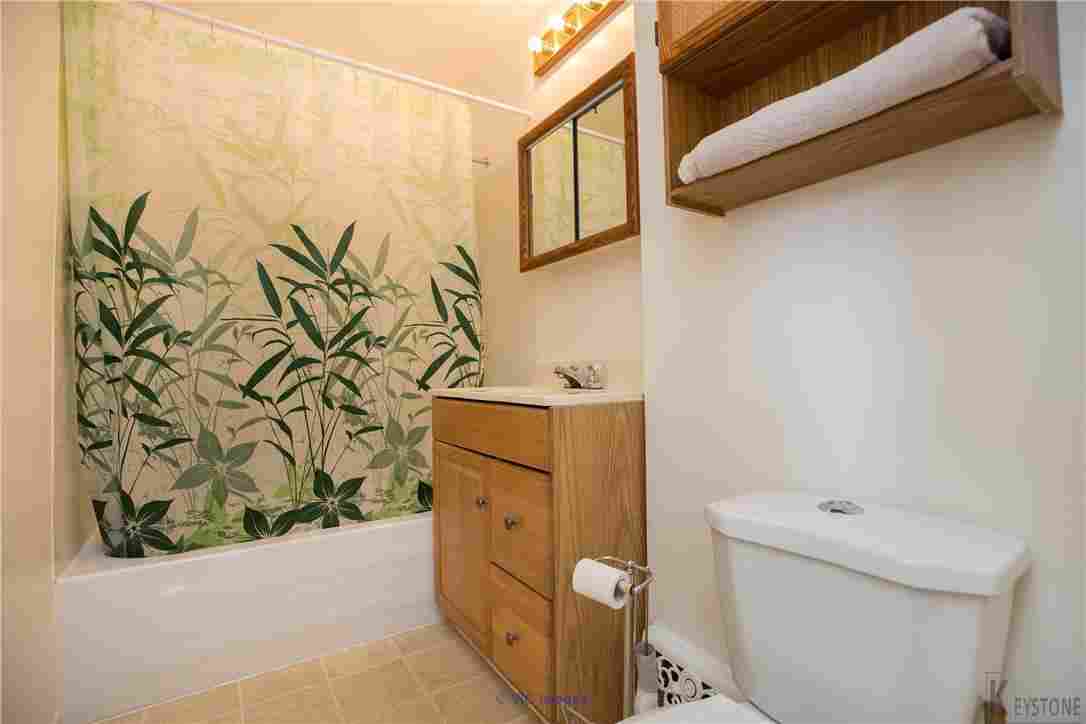 Well-loved 3 bedroom