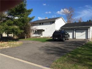 Spacious and bright 3 bedroom house