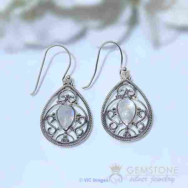 Moonstone earring - celestial drop - gsj