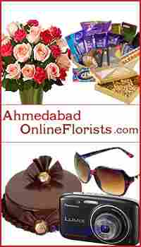 Give a cheerful surprise to your loving mom in the form of flowers
