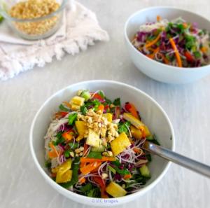 vancouver food nob company,chilled pad thai salad