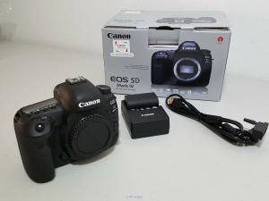 Canon EOS 5D Mark IV
