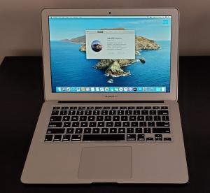 MacBook Air 13 inch 2014 mint continition