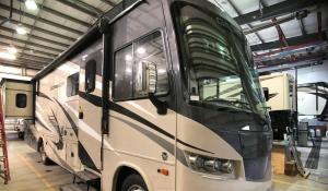 RV, Trailer Motorhomes, Tour Buses