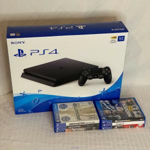 Sony PS4 Playstation 4 1TB Slim Console Bundle