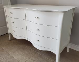 White drawer dresser, solid Canadian wood, white