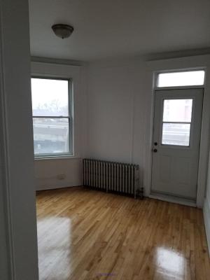 3 1/2 à louer au plein coeur de Villeray attacher au metro Crémazie