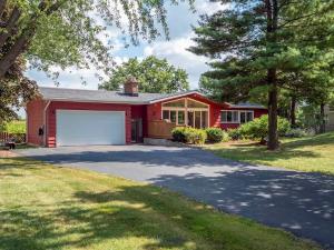 3+1 Bedroom Detached Country Home for Sale in Halton Hills