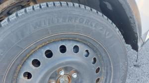 WINTER TIRES 225/60/18 5 BOLT