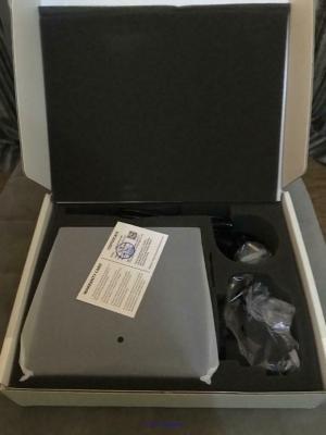 Bobcat 300 Helium hotspot miner