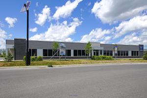 Commercial space from 4000 to 10,765 sqft Industrial Park St-Eustache