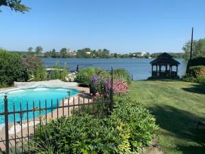 Havre de paix au bord de la rivière Richelieu