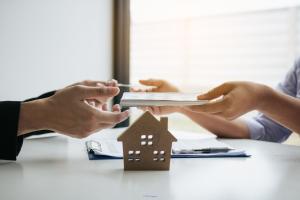 Choose Peter Borszcz the best business lawyer Kelowna