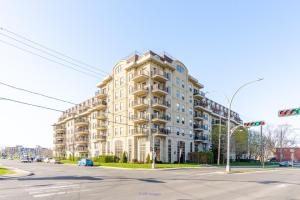 Condo de luxe 2 chambres Place de la Gare Sainte-Thérèse